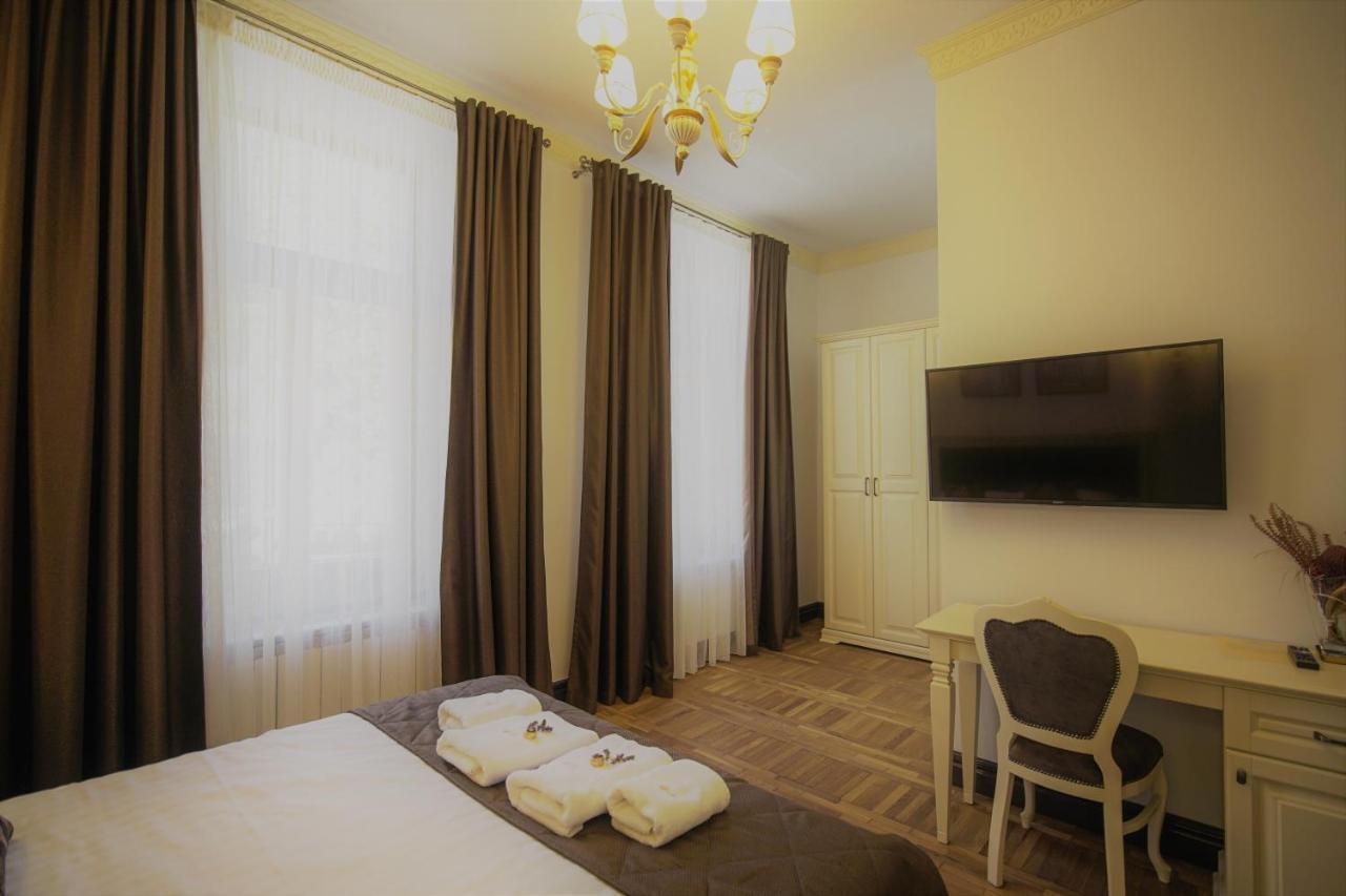 La Curtea Domneasca Piatra Neamţ Exterior foto